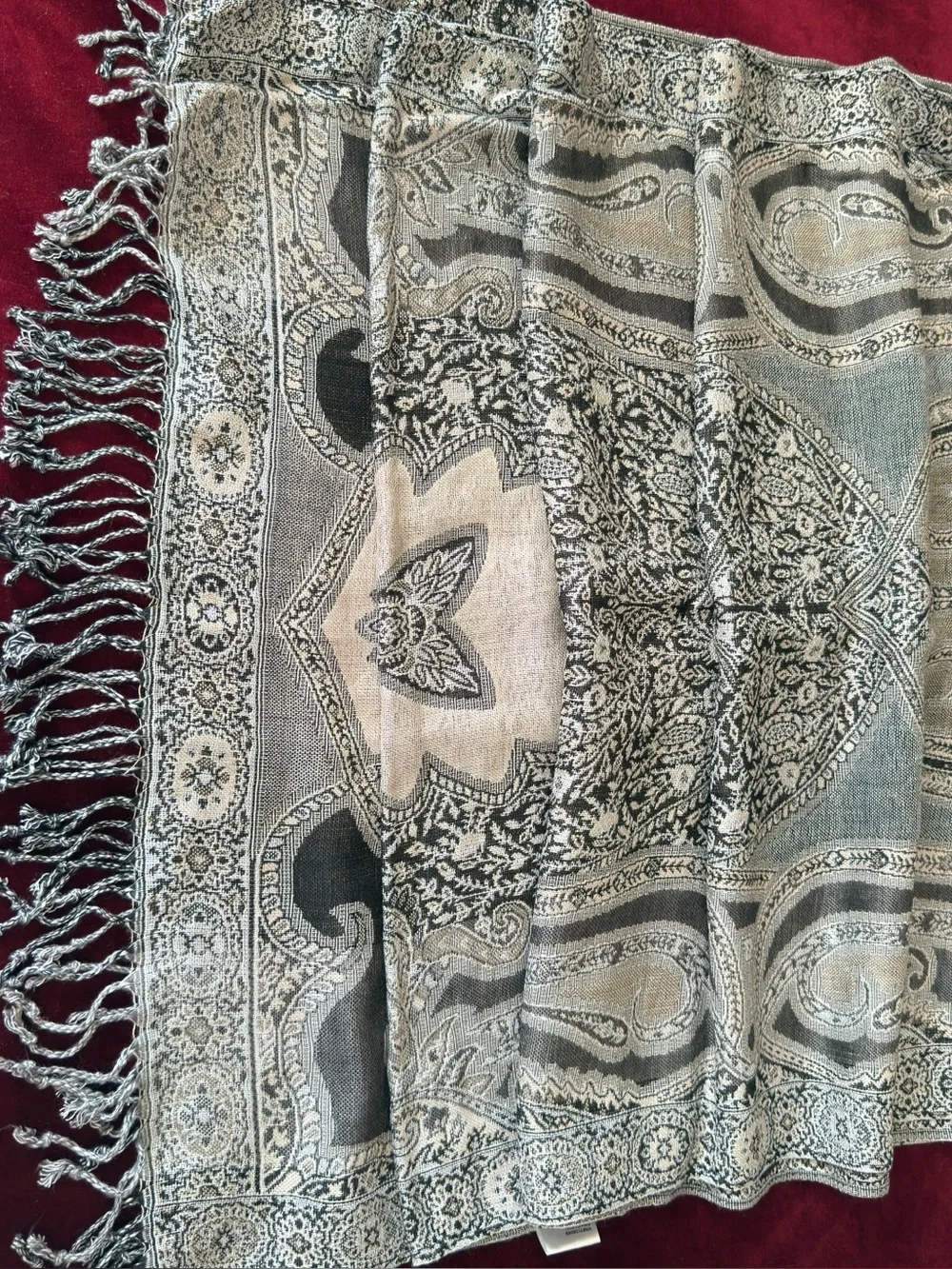 Paisley Fringed Curtain Scarf in Gray and Cream size L